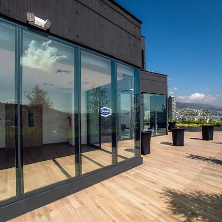 Hampton By Hilton Quito La Carolina Park Ξενοδοχείο Εξωτερικό φωτογραφία