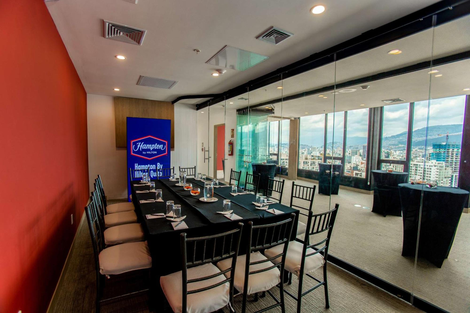 Hampton By Hilton Quito La Carolina Park Ξενοδοχείο Εξωτερικό φωτογραφία