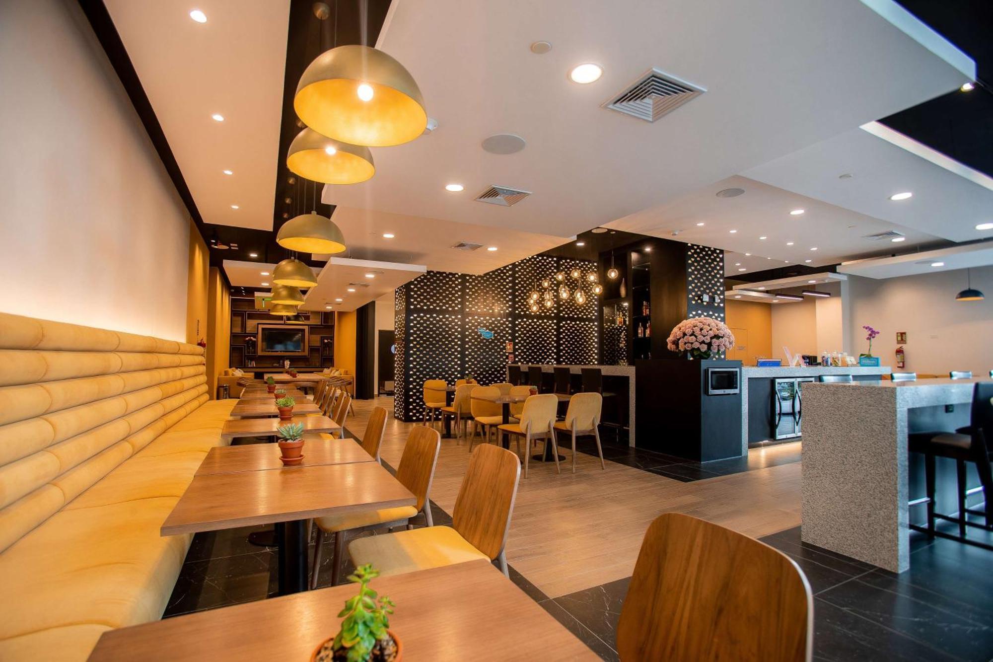 Hampton By Hilton Quito La Carolina Park Ξενοδοχείο Εξωτερικό φωτογραφία